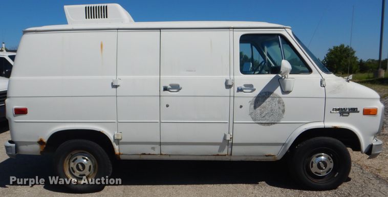 image for item DG4917 1991 Chevrolet G10 van