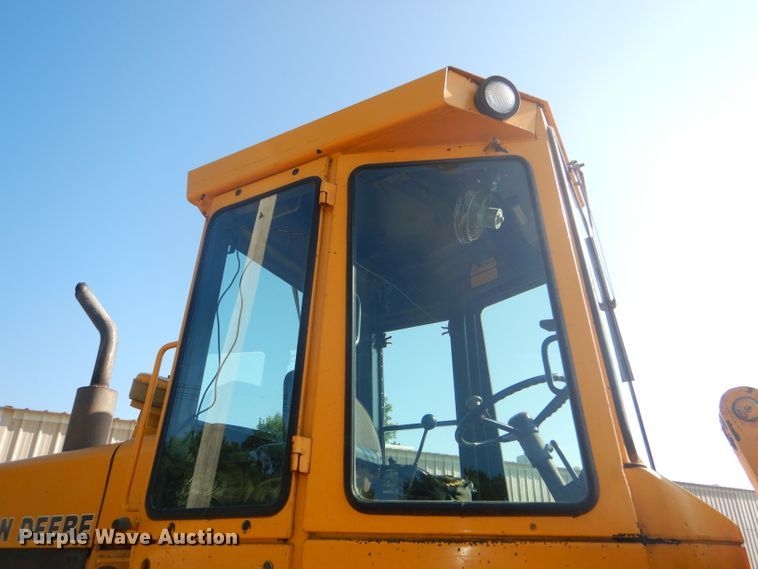 image for item DG4925 1983 John Deere 444C wheel loader