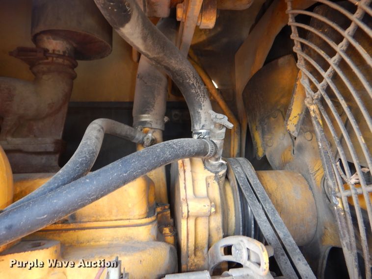 image for item DG4925 1983 John Deere 444C wheel loader