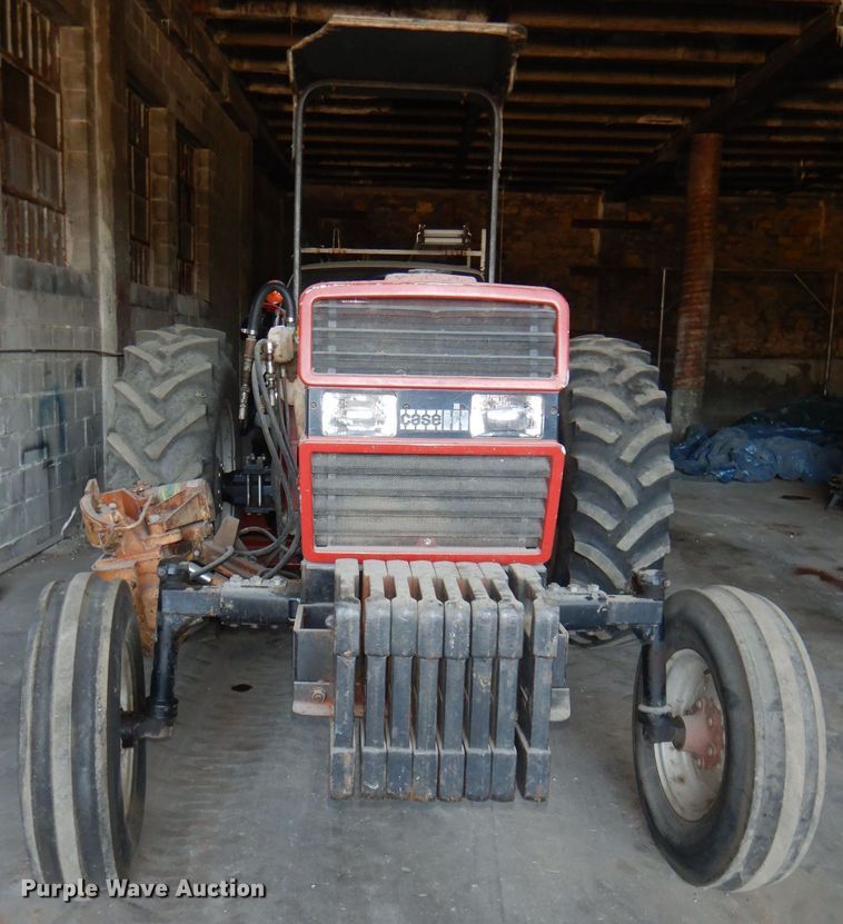 image for item DG4927 1989 Case IH 585 tractor