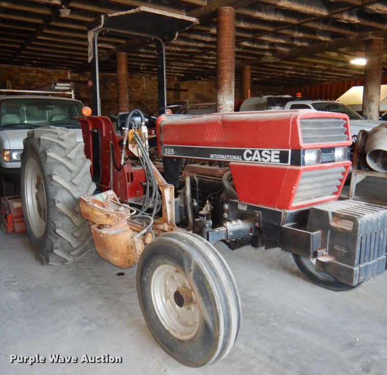 image for item DG4927 1989 Case IH 585 tractor