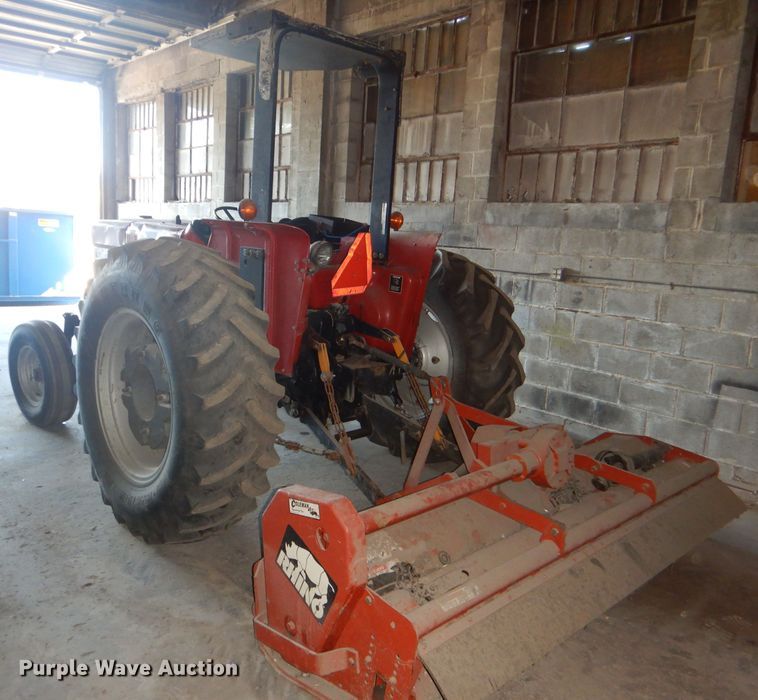 image for item DG4927 1989 Case IH 585 tractor