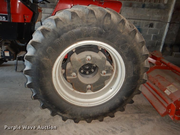 image for item DG4927 1989 Case IH 585 tractor