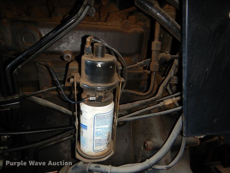 image for item DG4927 1989 Case IH 585 tractor