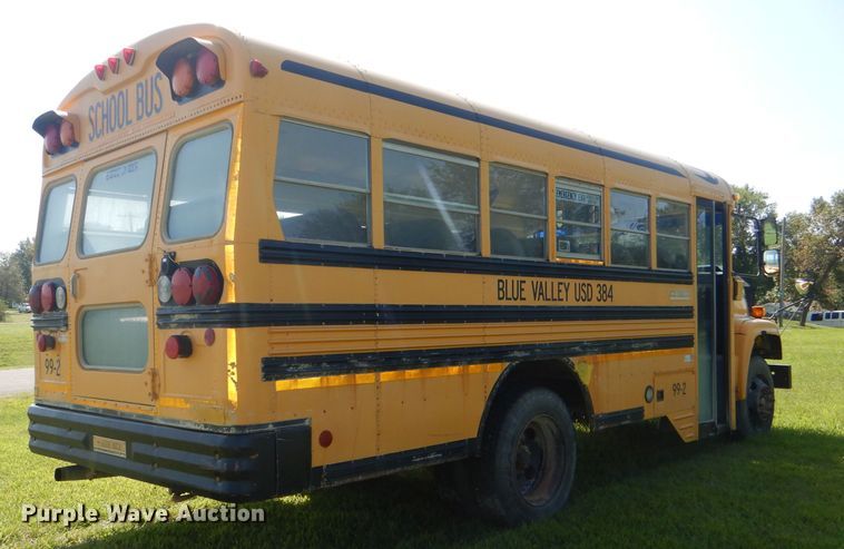image for item DG4932 1999 Chevrolet B7 Blue Bird school bus