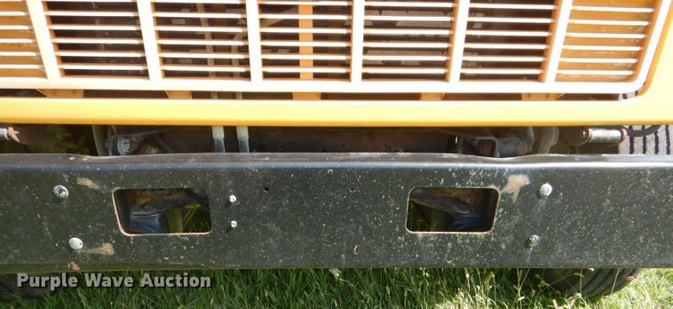 image for item DG4932 1999 Chevrolet B7 Blue Bird school bus