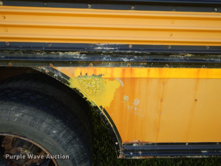 image for item DG4932 1999 Chevrolet B7 Blue Bird school bus