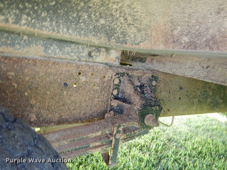 image for item DG4932 1999 Chevrolet B7 Blue Bird school bus