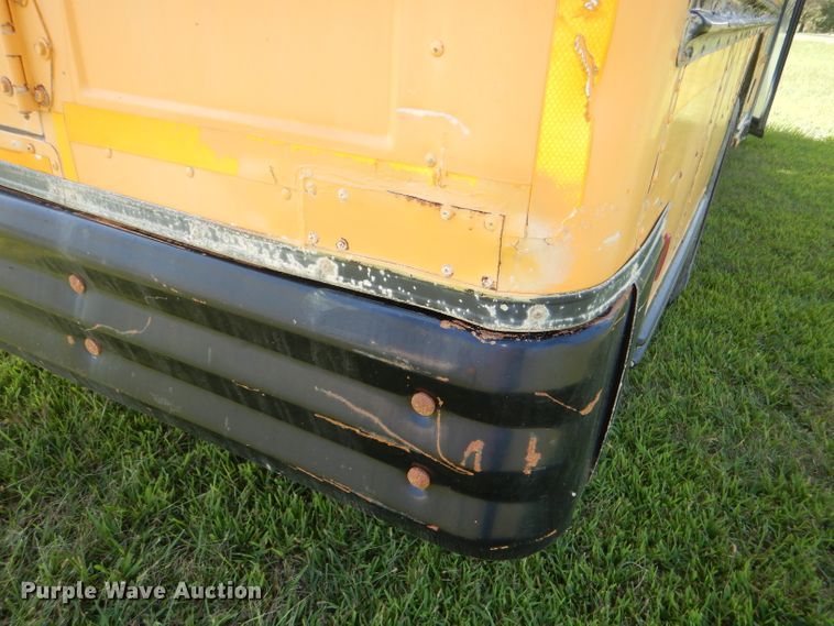 image for item DG4932 1999 Chevrolet B7 Blue Bird school bus