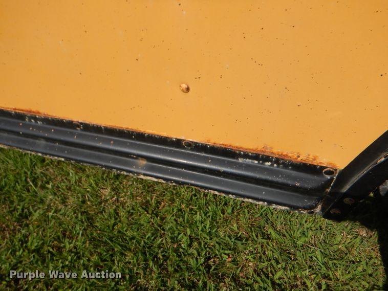 image for item DG4932 1999 Chevrolet B7 Blue Bird school bus