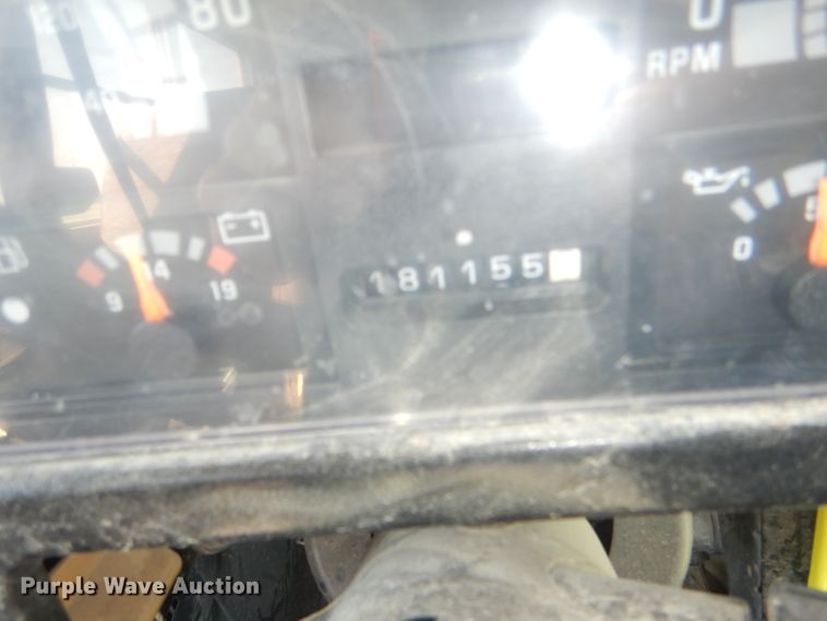 image for item DG4932 1999 Chevrolet B7 Blue Bird school bus