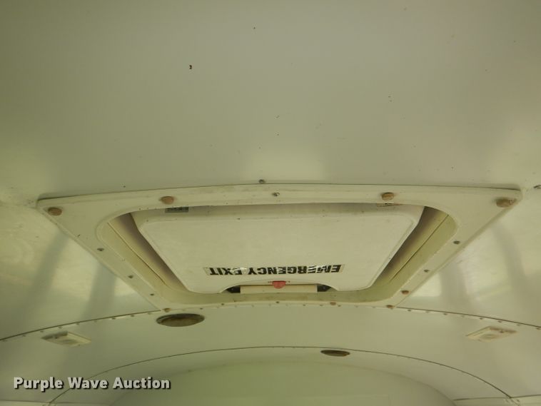 image for item DG4932 1999 Chevrolet B7 Blue Bird school bus