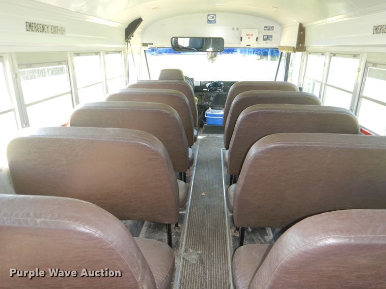 image for item DG4932 1999 Chevrolet B7 Blue Bird school bus