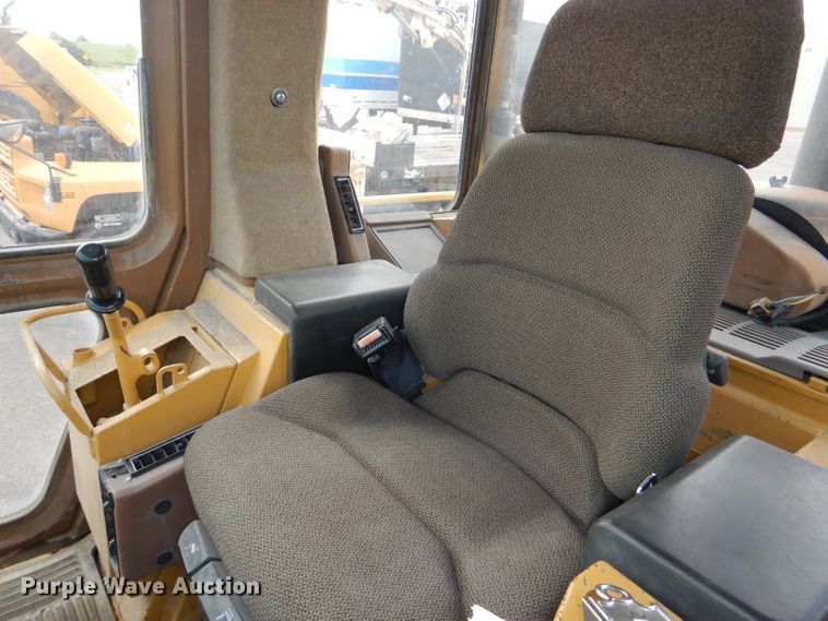 image for item DG4937 1995 Caterpillar 953B track loader