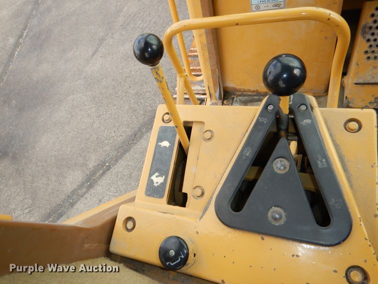 image for item DG4937 1995 Caterpillar 953B track loader