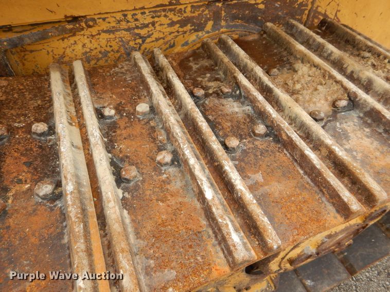 image for item DG4937 1995 Caterpillar 953B track loader