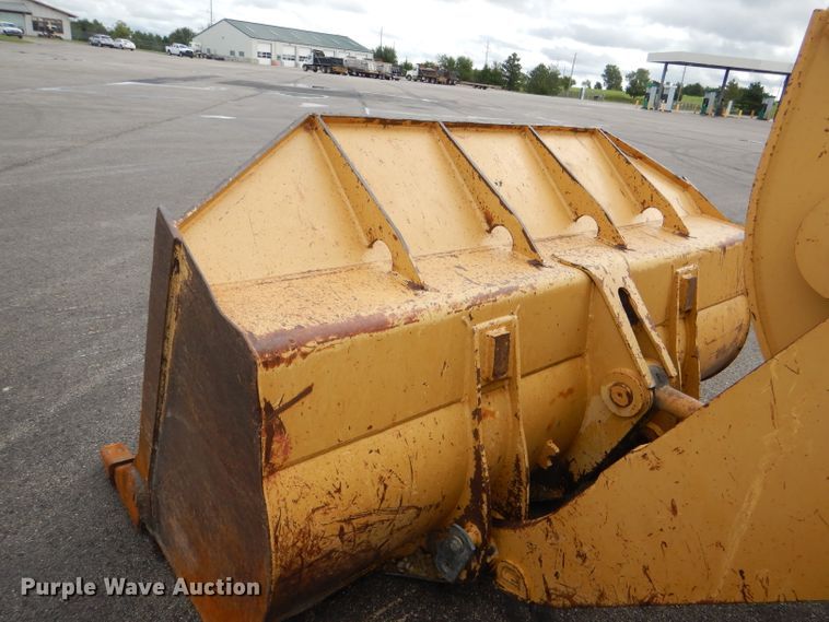 image for item DG4937 1995 Caterpillar 953B track loader