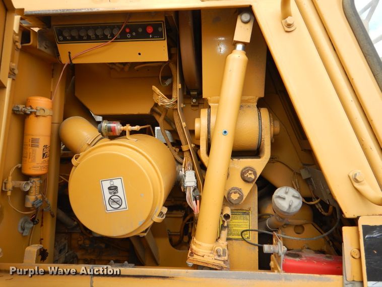 image for item DG4937 1995 Caterpillar 953B track loader
