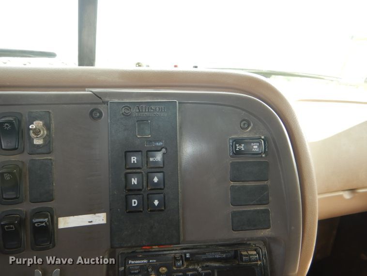 image for item DG4938 2004 Mack Granite dump truck