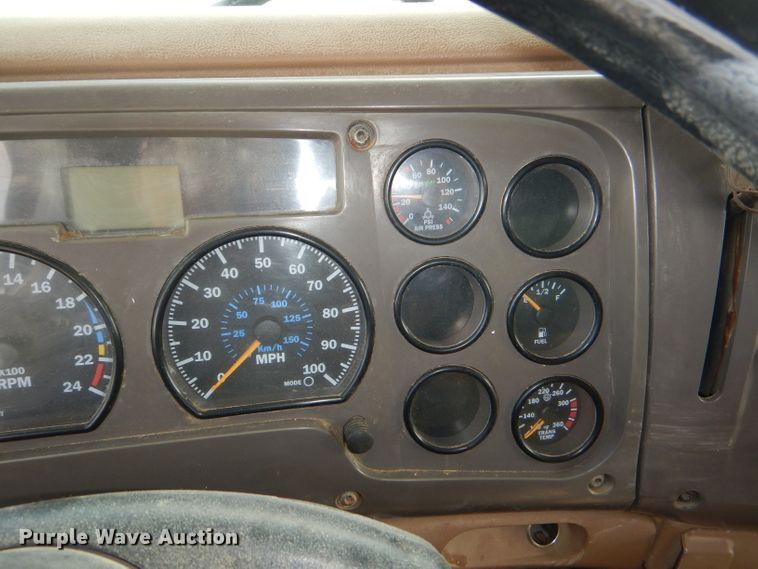 image for item DG4938 2004 Mack Granite dump truck