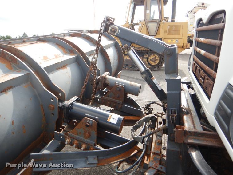 image for item DG4938 2004 Mack Granite dump truck