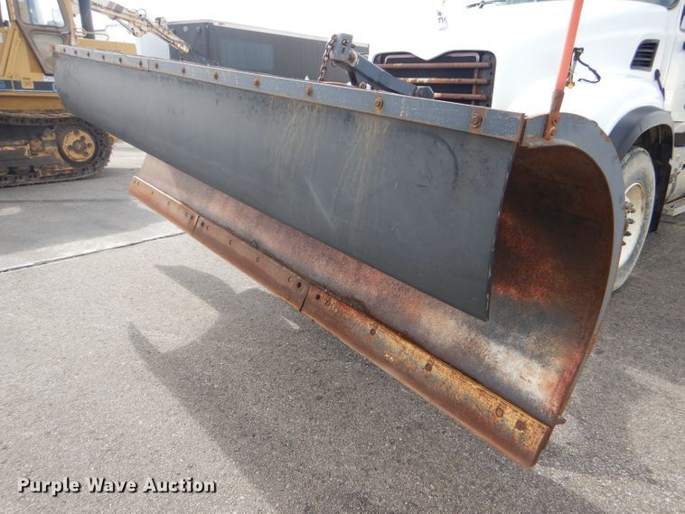 image for item DG4938 2004 Mack Granite dump truck