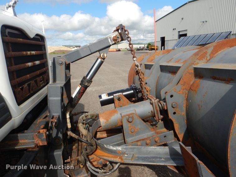 image for item DG4938 2004 Mack Granite dump truck