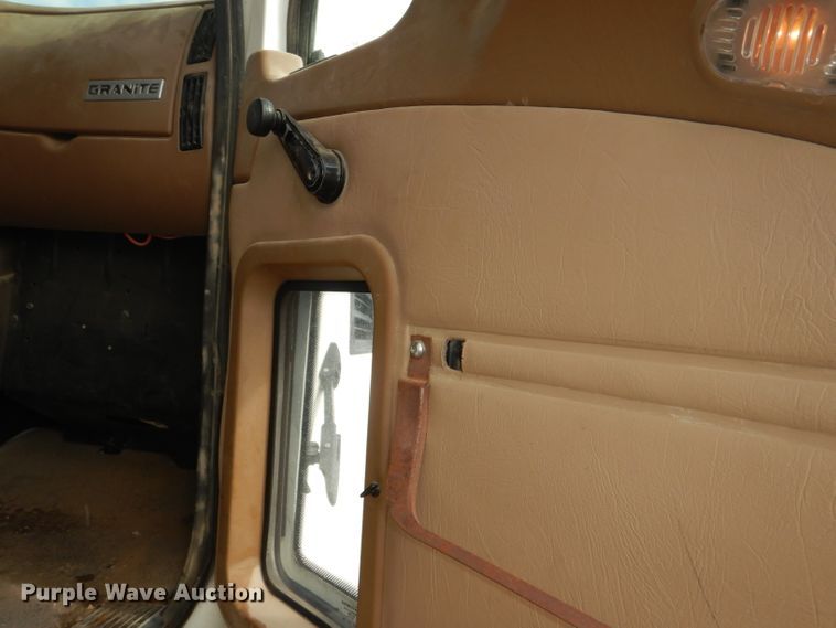 image for item DG4938 2004 Mack Granite dump truck