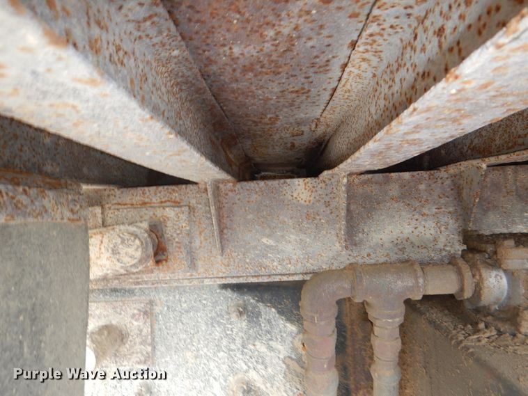 image for item DG4938 2004 Mack Granite dump truck