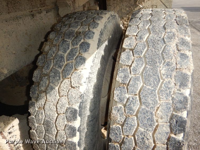 image for item DG4938 2004 Mack Granite dump truck