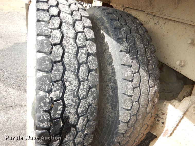 image for item DG4938 2004 Mack Granite dump truck