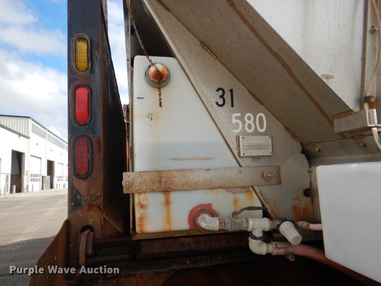 image for item DG4938 2004 Mack Granite dump truck