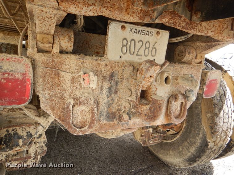 image for item DG4938 2004 Mack Granite dump truck