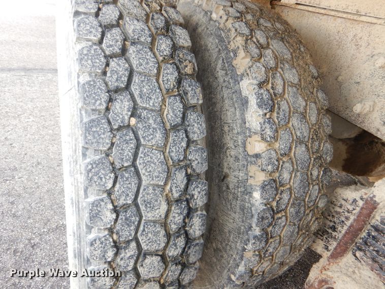 image for item DG4938 2004 Mack Granite dump truck