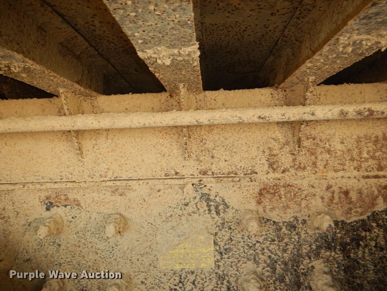 image for item DG4938 2004 Mack Granite dump truck