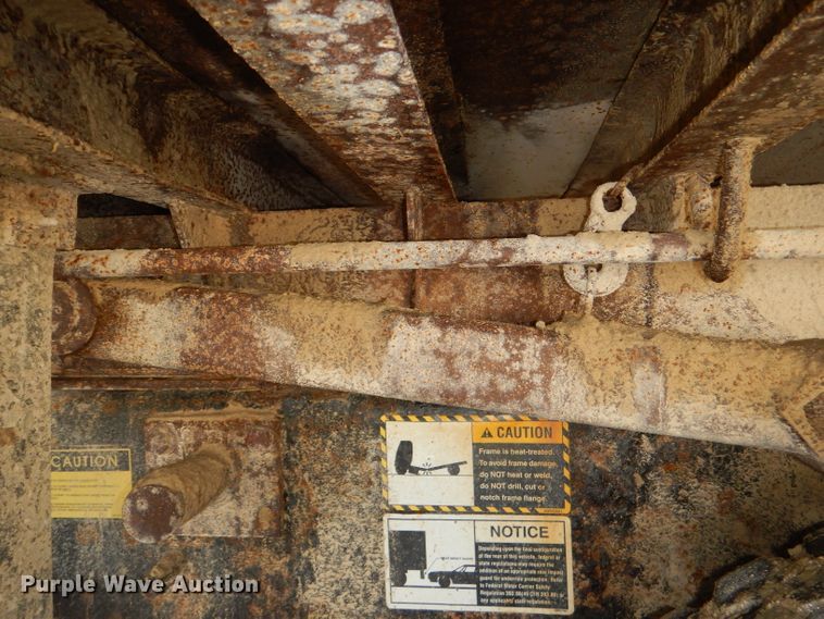 image for item DG4938 2004 Mack Granite dump truck