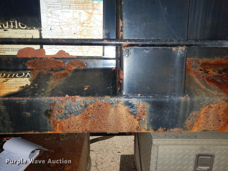 image for item DG4938 2004 Mack Granite dump truck