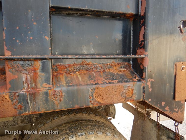 image for item DG4938 2004 Mack Granite dump truck