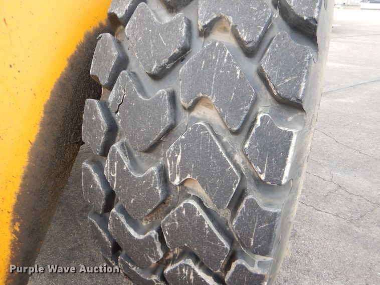 image for item DG4940 1990 John Deere 644E wheel loader