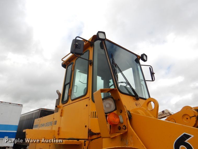 image for item DG4940 1990 John Deere 644E wheel loader