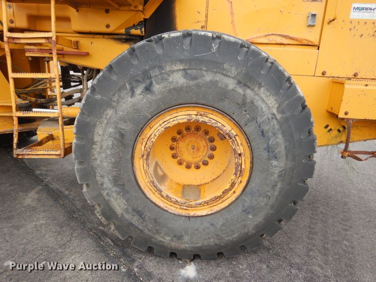 image for item DG4940 1990 John Deere 644E wheel loader