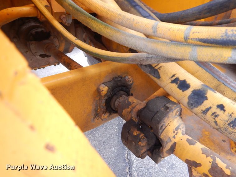 image for item DG4940 1990 John Deere 644E wheel loader