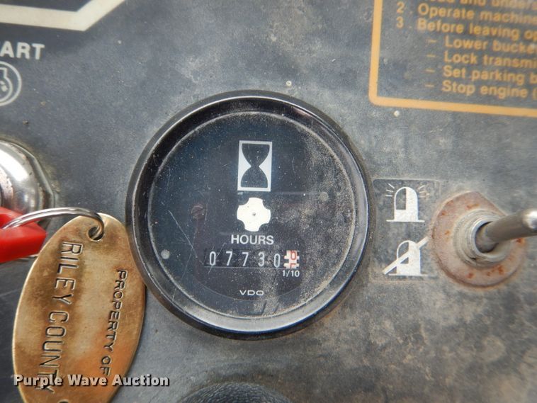 image for item DG4940 1990 John Deere 644E wheel loader