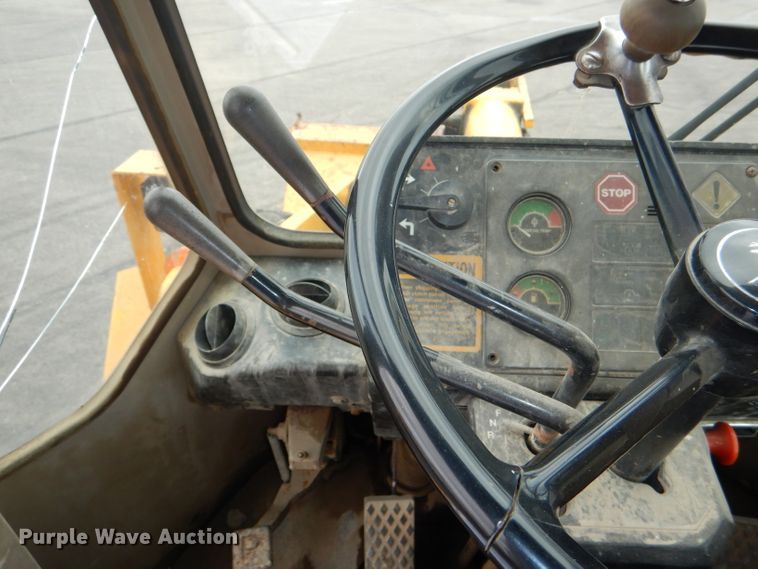 image for item DG4940 1990 John Deere 644E wheel loader