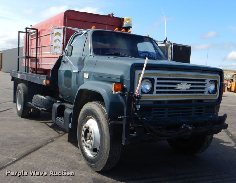 image for item DG4941 1982 Chevrolet C70 flatbed truck