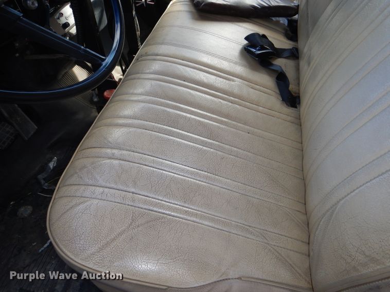 image for item DG4941 1982 Chevrolet C70 flatbed truck