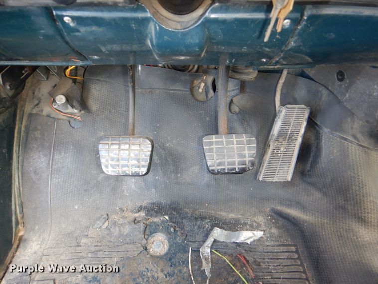 image for item DG4941 1982 Chevrolet C70 flatbed truck