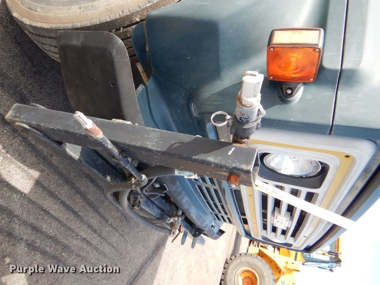 image for item DG4941 1982 Chevrolet C70 flatbed truck