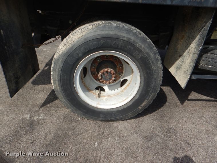 image for item DG4941 1982 Chevrolet C70 flatbed truck