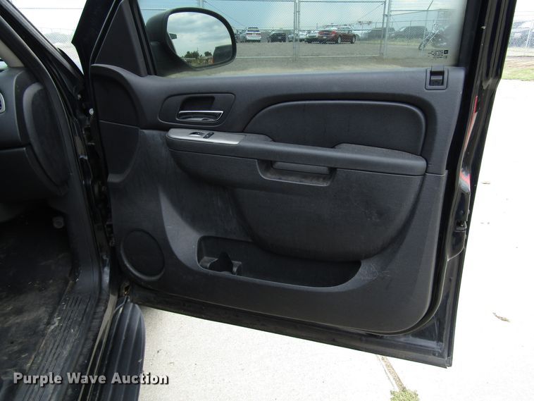 image for item DG8005 2013 Chevrolet Tahoe Police SUV